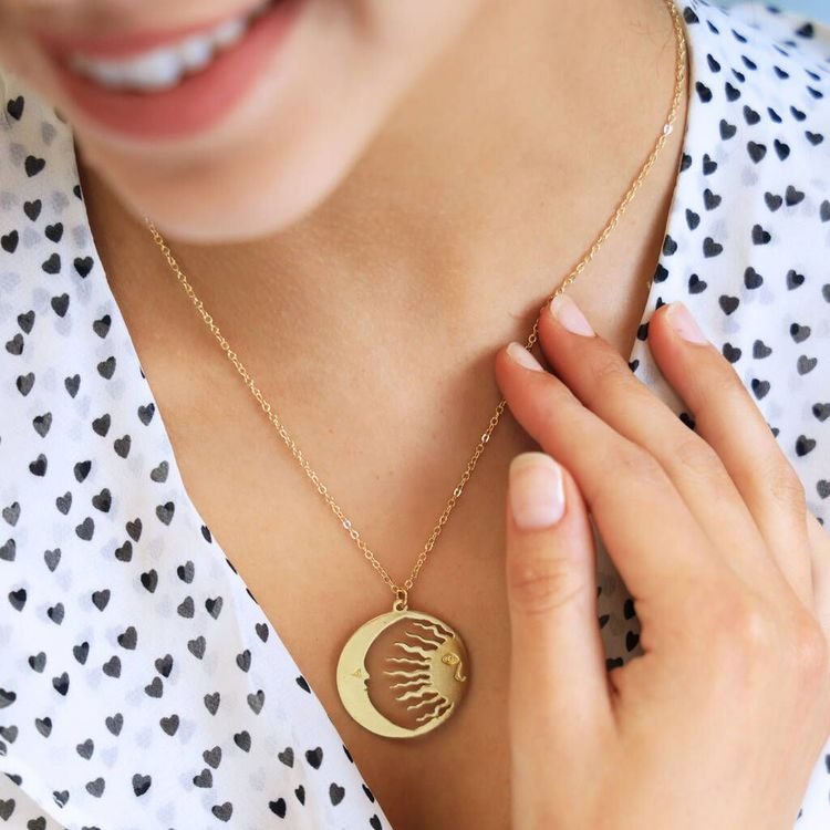 Openwork Necklace
